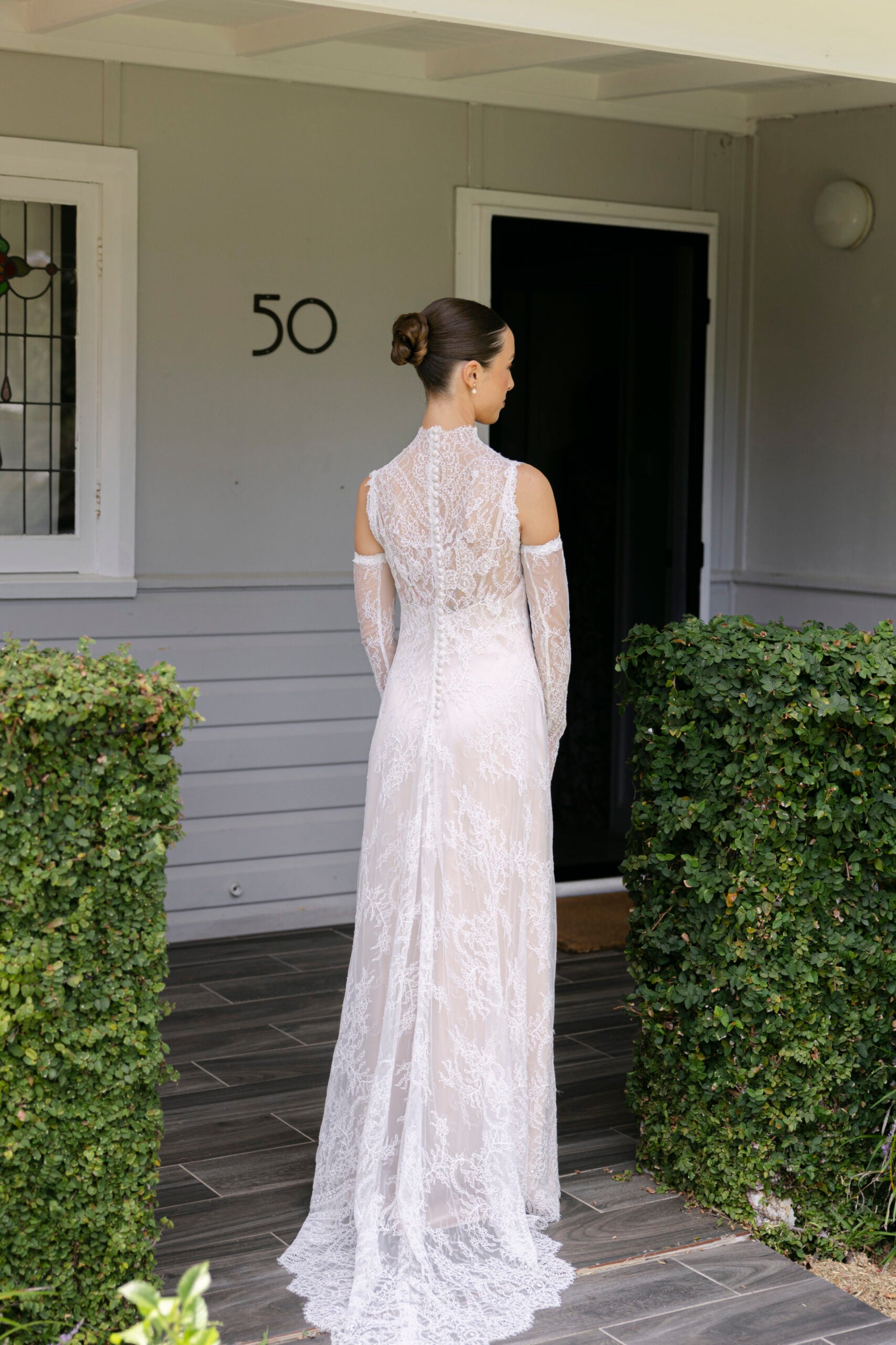 2025 Custom Rhonda Hemmingway Couture Lace Wedding Dress (incl. slip dress, sleeves, veil and shoes)