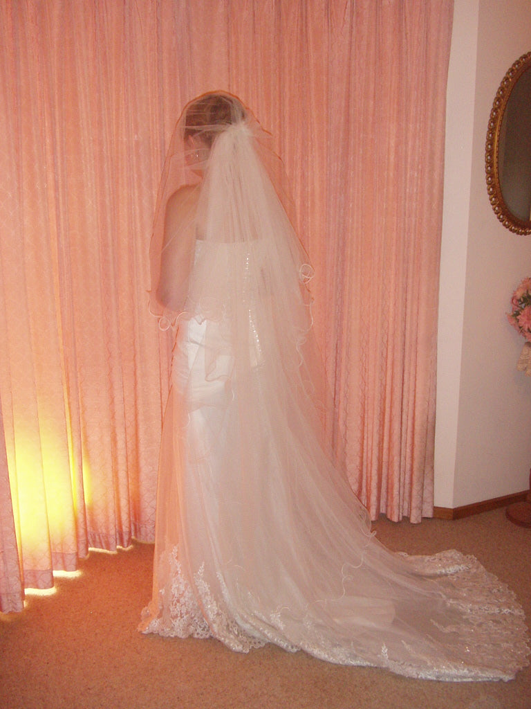 Peter Trends bridal gown