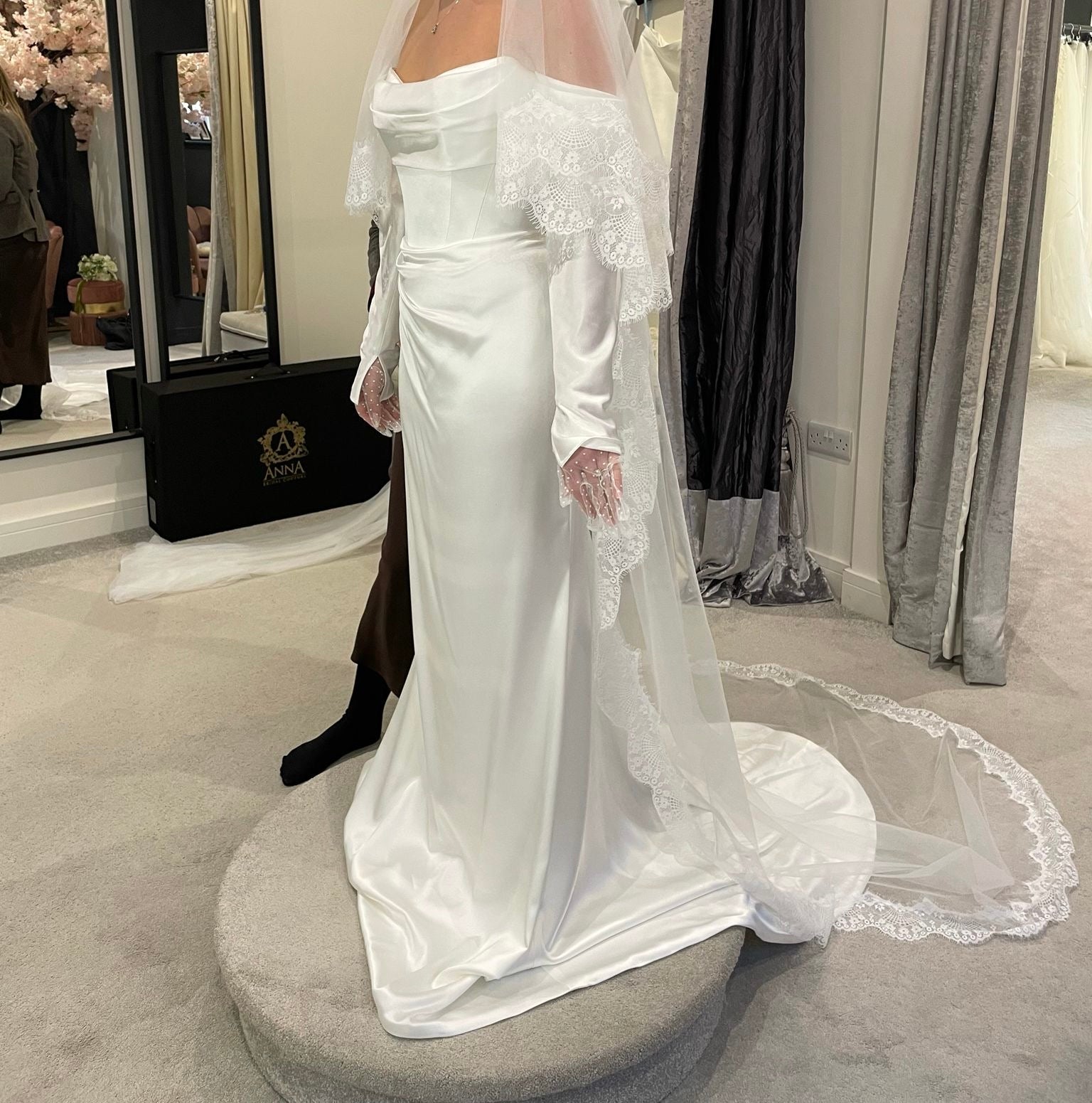 Kyha Salacea Dress Size 4 - Brand New & Never Worn