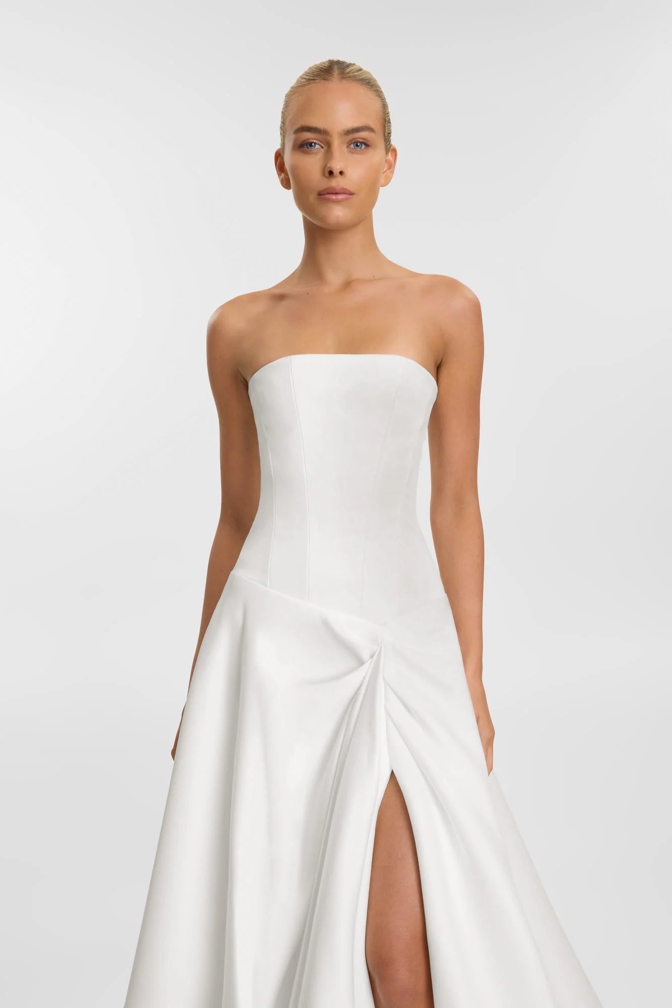 Kyha Aspen Gown BRAND NEW, UNALTERED