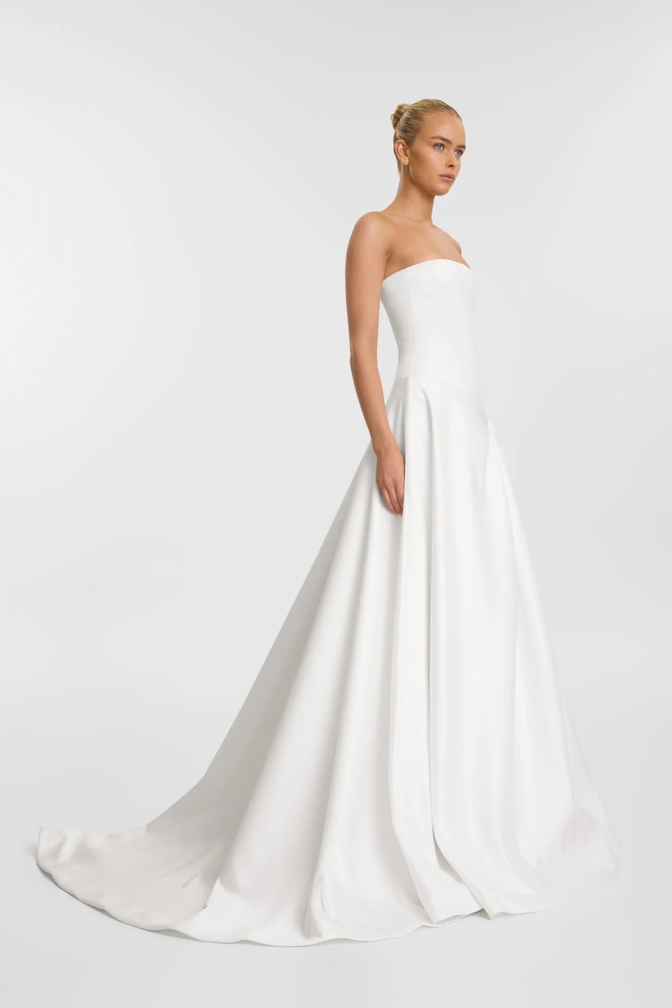 Kyha Aspen Gown BRAND NEW, UNALTERED