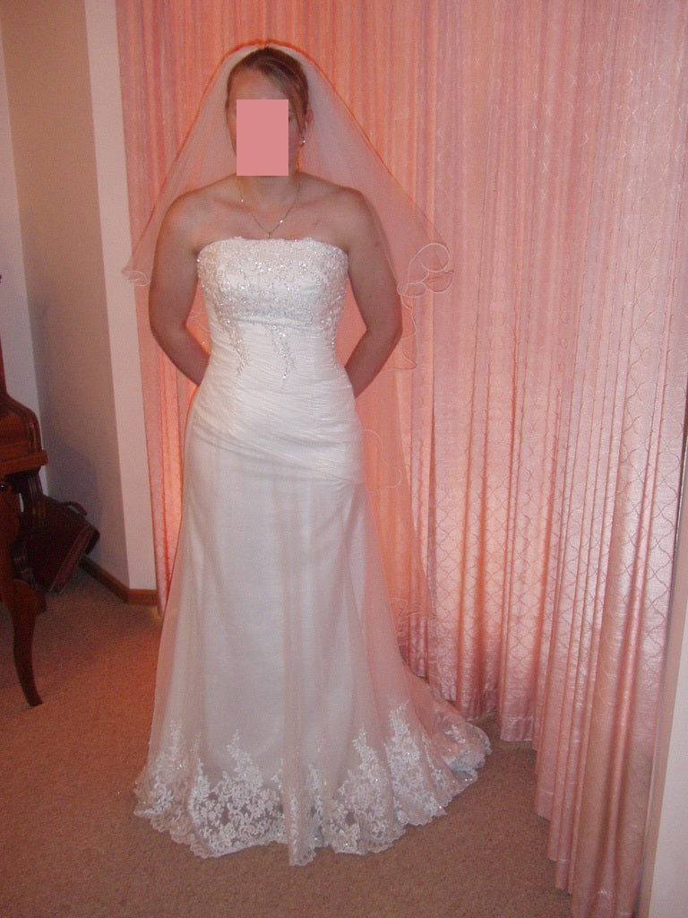 Peter Trends bridal gown