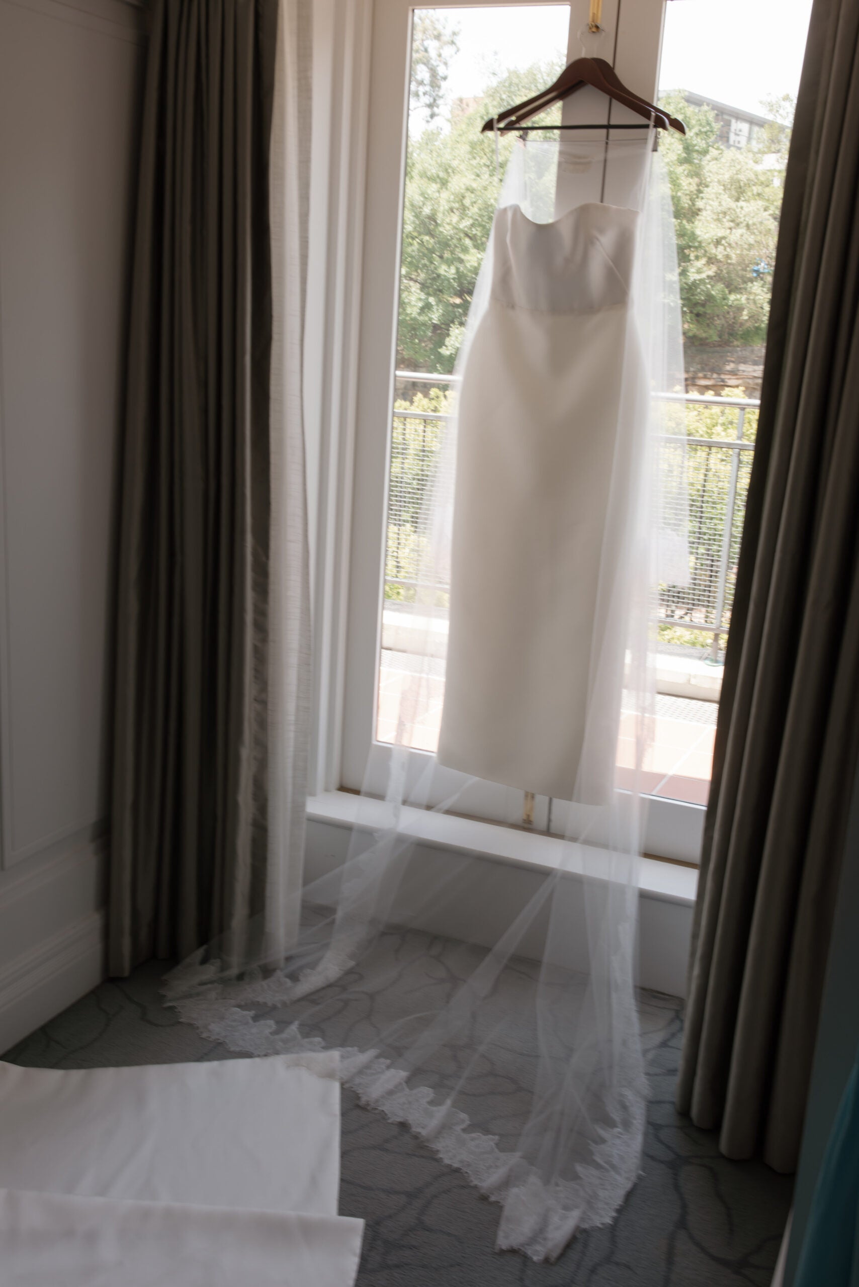 Prea James - Mariska Gown And Eloise Tails