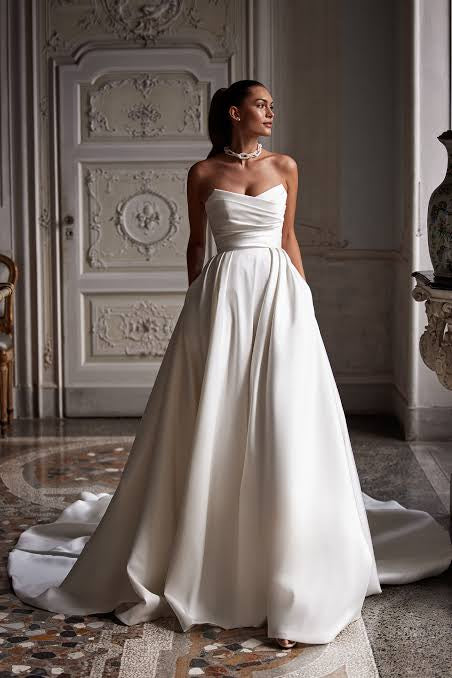 Eridana - Milla Nova Gown