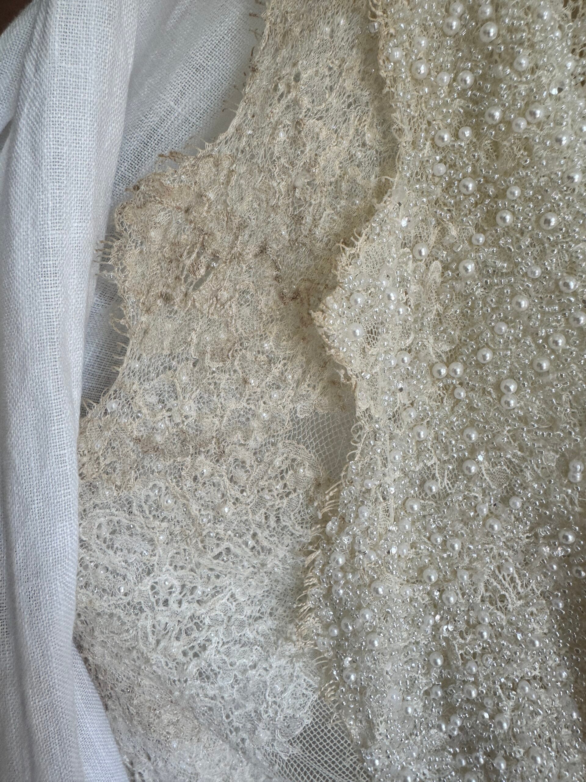 Kate Willa, ROJ Bridal Gown
