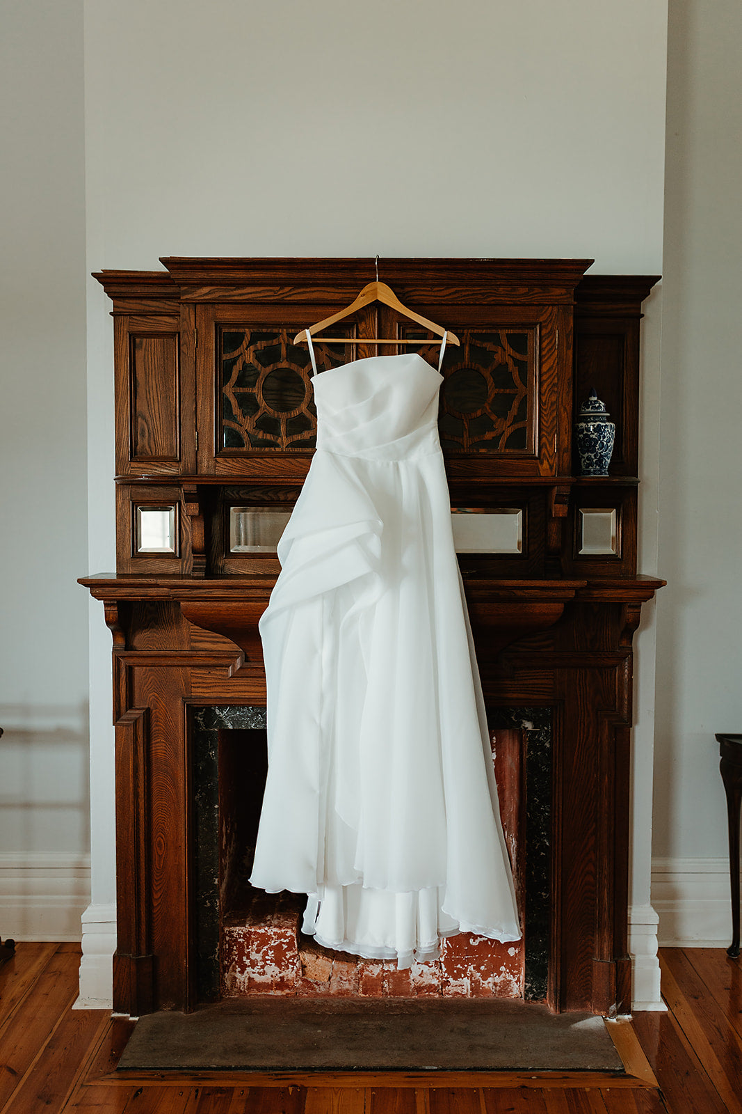 Elli- Nicole Tilly wedding dress