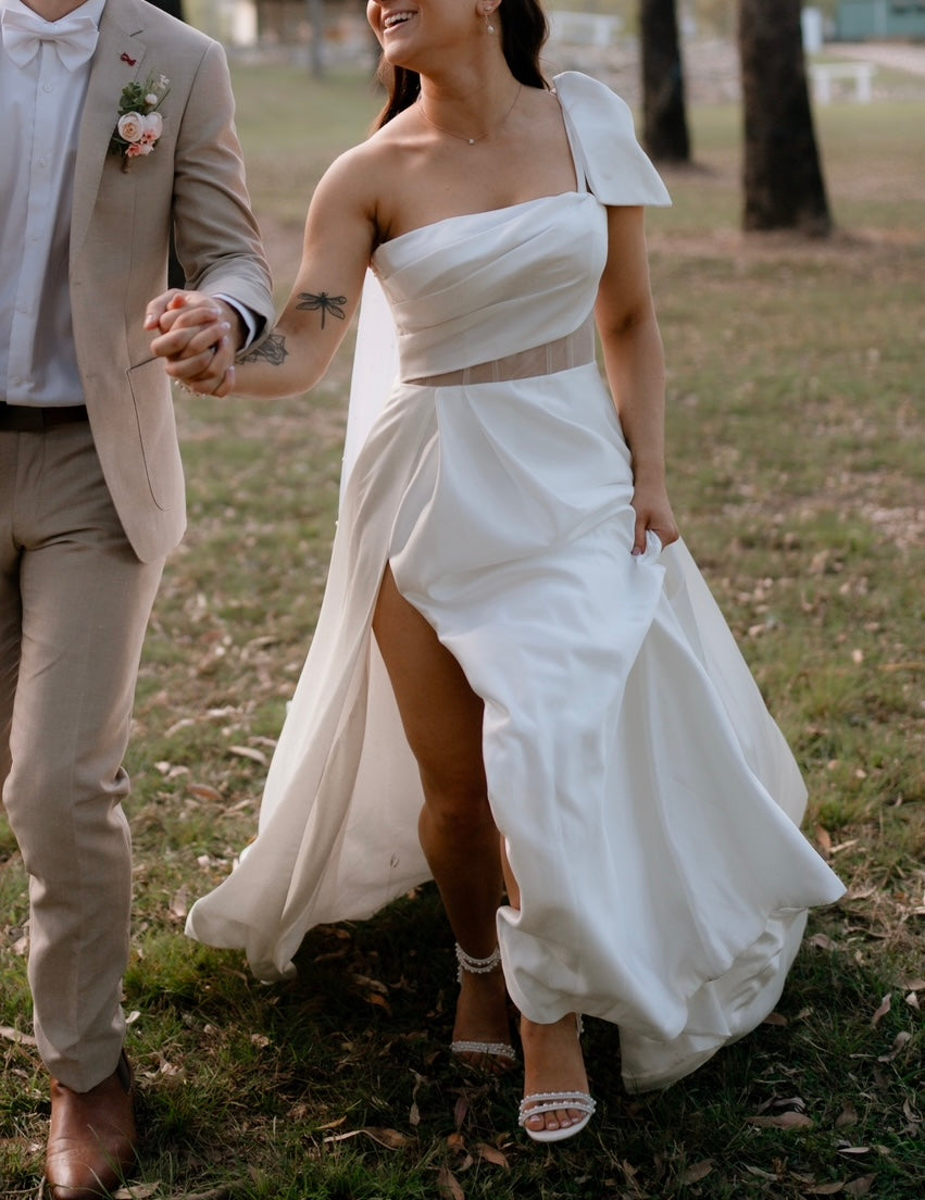 Madi Lane Kinsley Wedding Gown