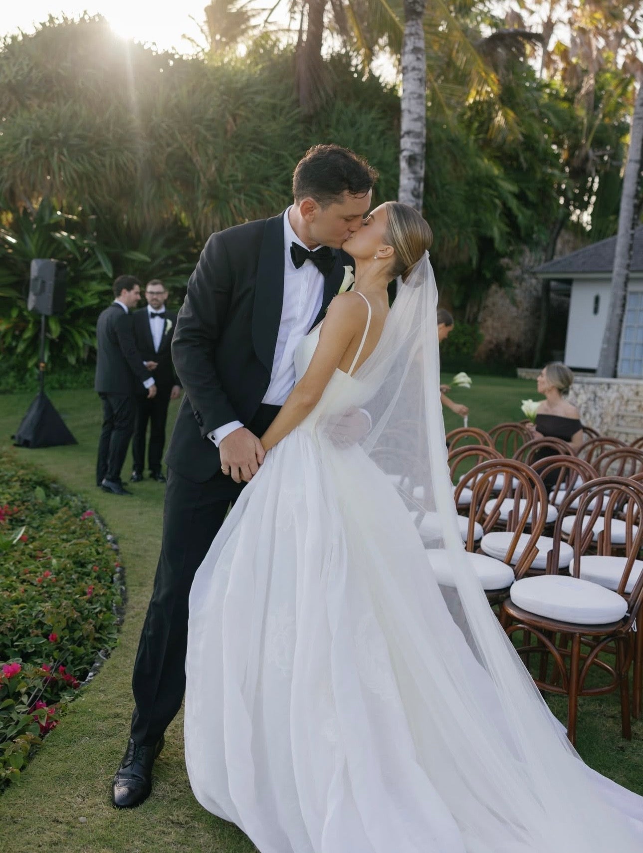 Danielle Frankel Leighton Gown – Size 2 US (size 6/8 AU)