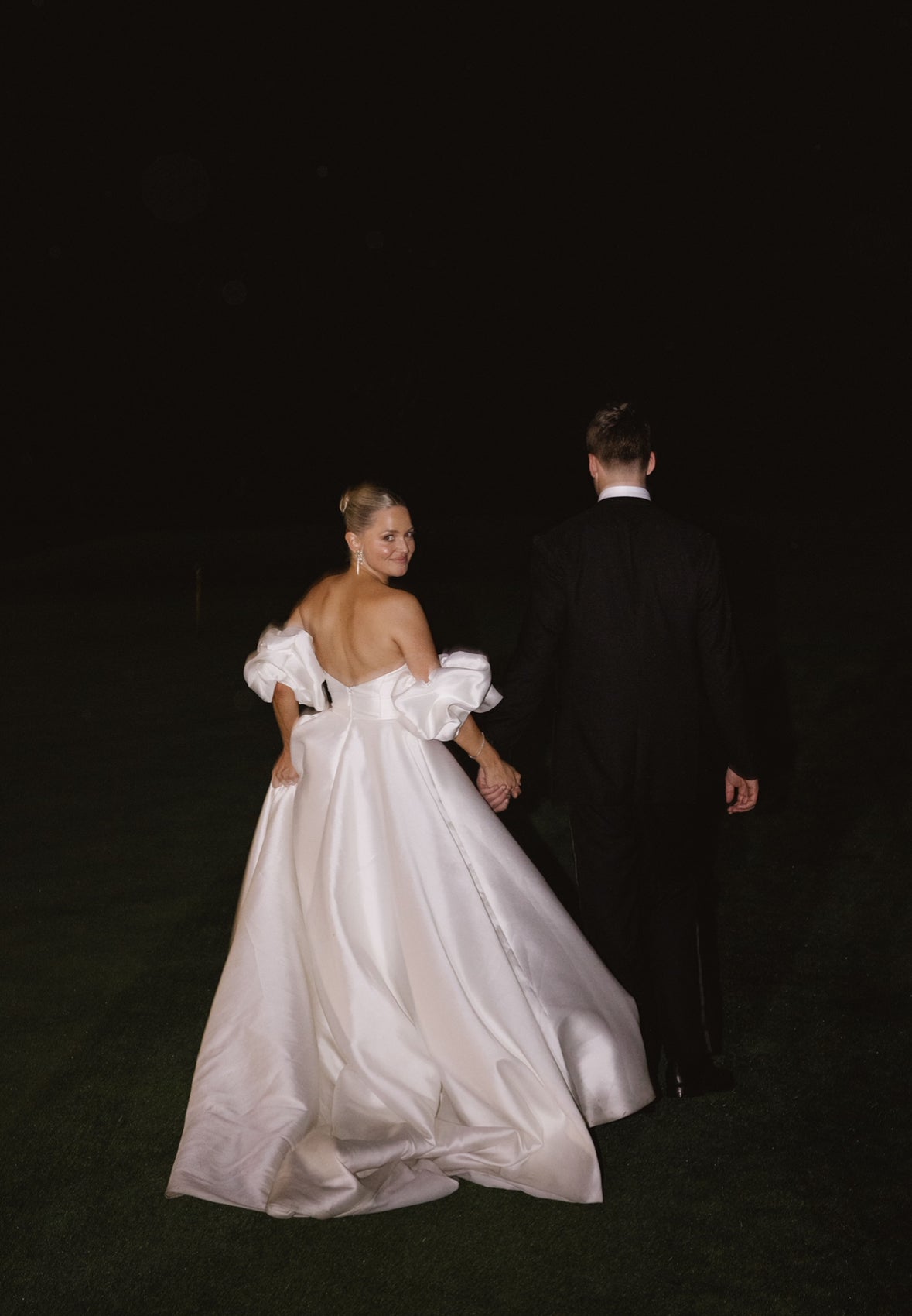 Monique Lhuillier Bliss Gown (BL23201)