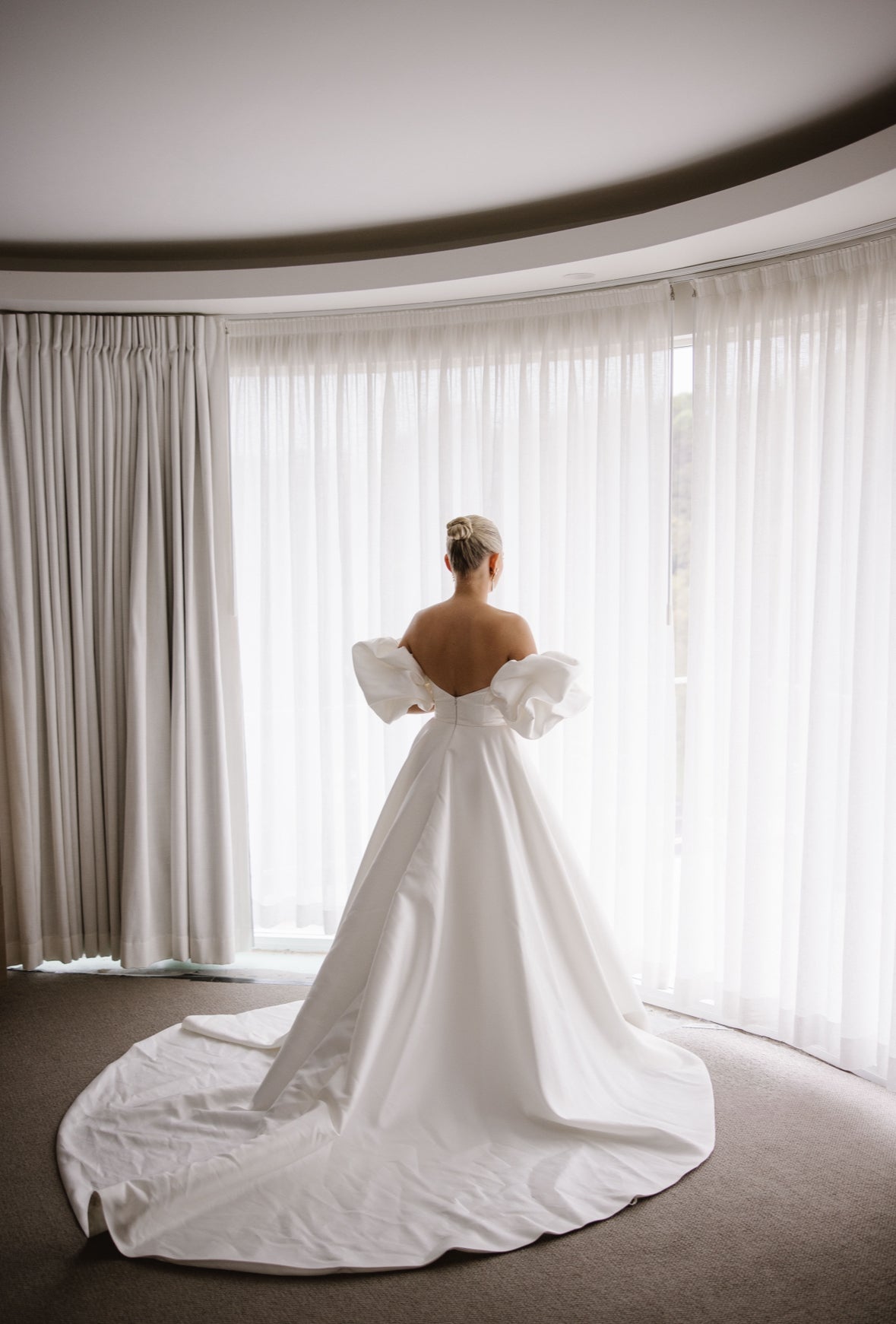Monique Lhuillier Bliss Gown (BL23201)