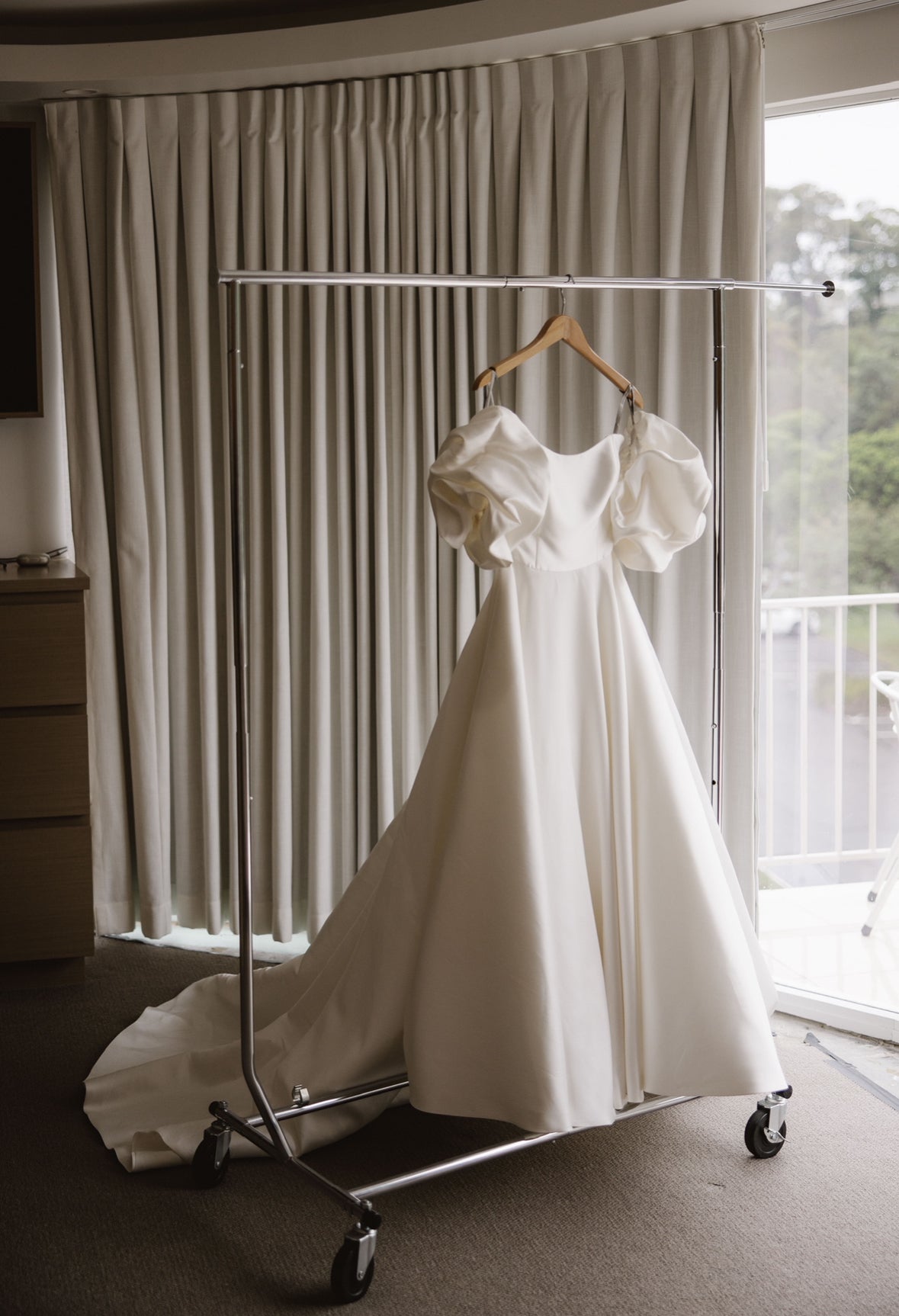 Monique Lhuillier Bliss Gown (BL23201)