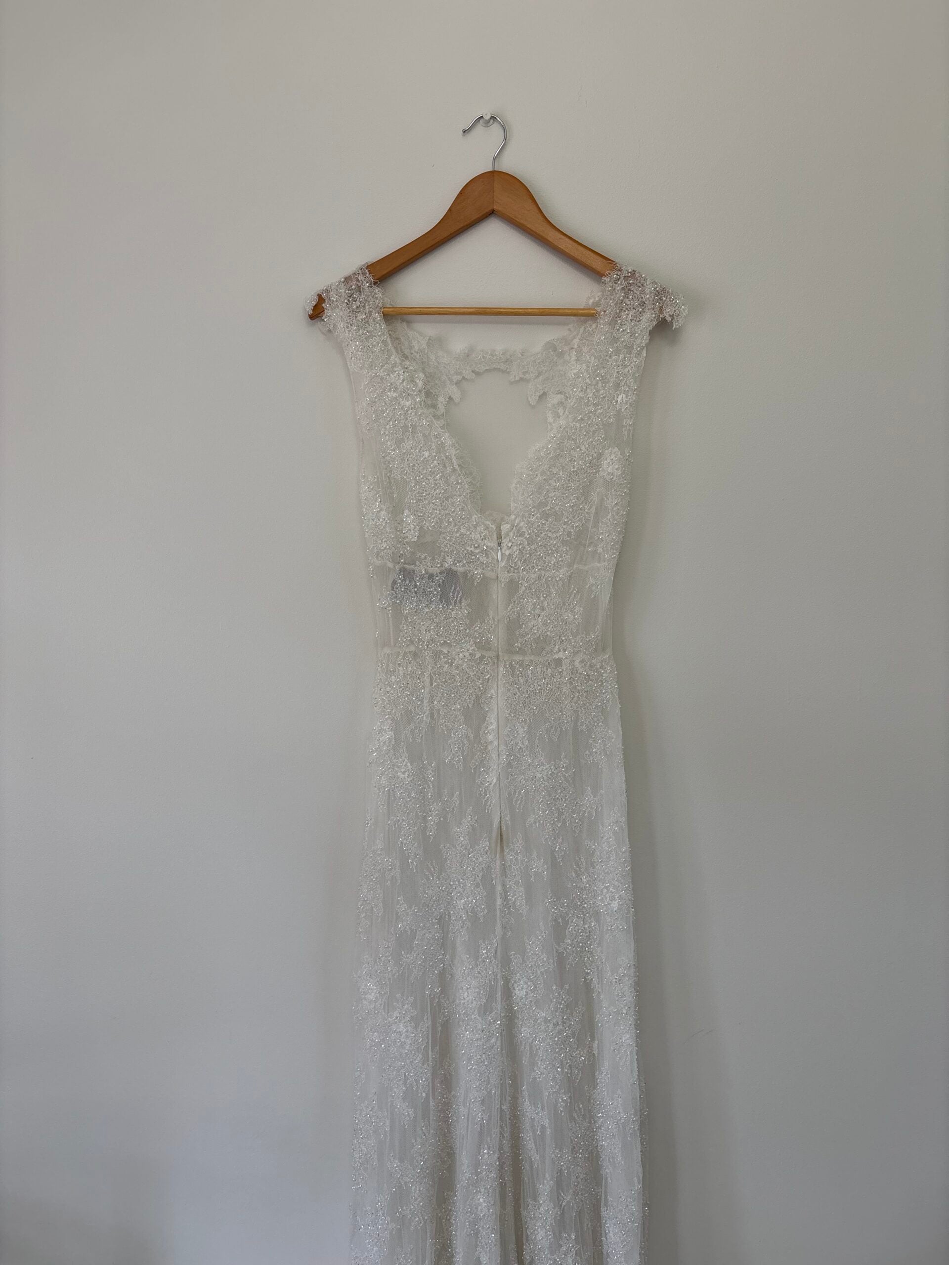 Mariana Hardwick Slim-fit Beaded Gown