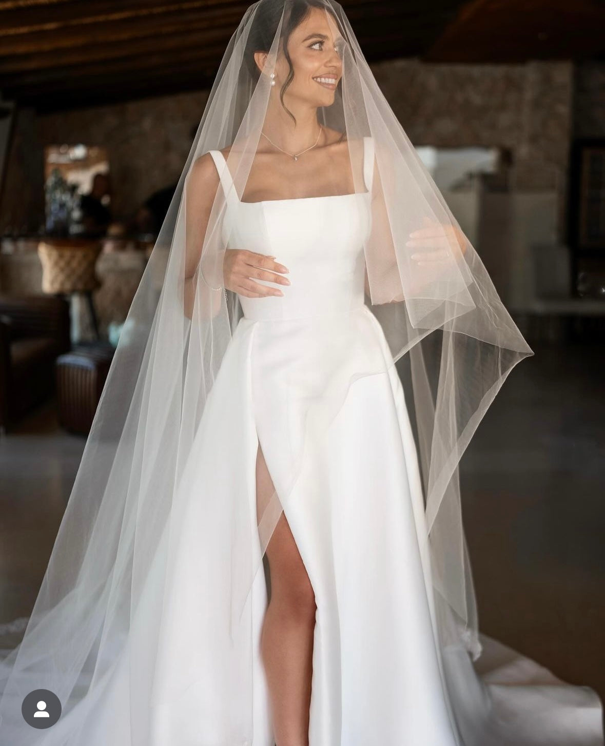 KYHA Luni Gown