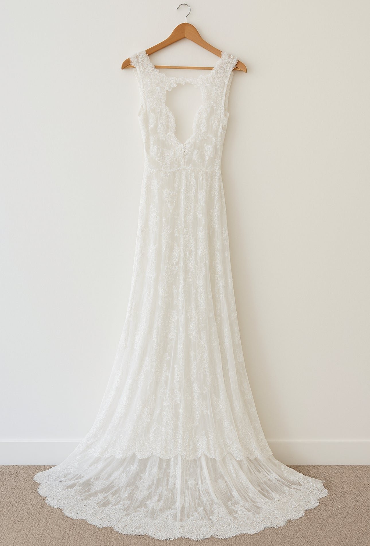 Mariana Hardwick Slim-fit Beaded Gown