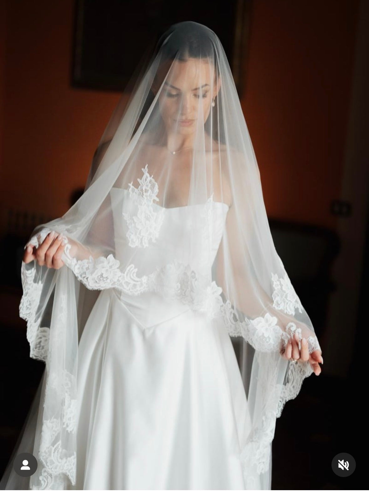 Flora Bridal, Valentina