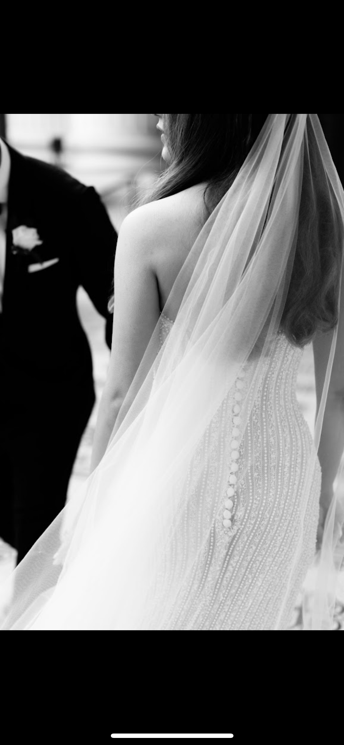 J’Aton Gown