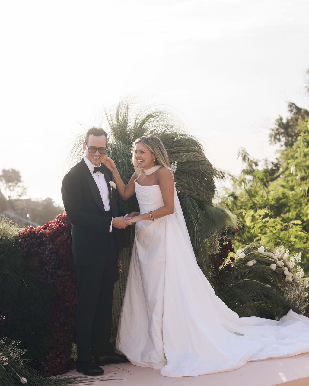 Varca Bridal, Saundra
