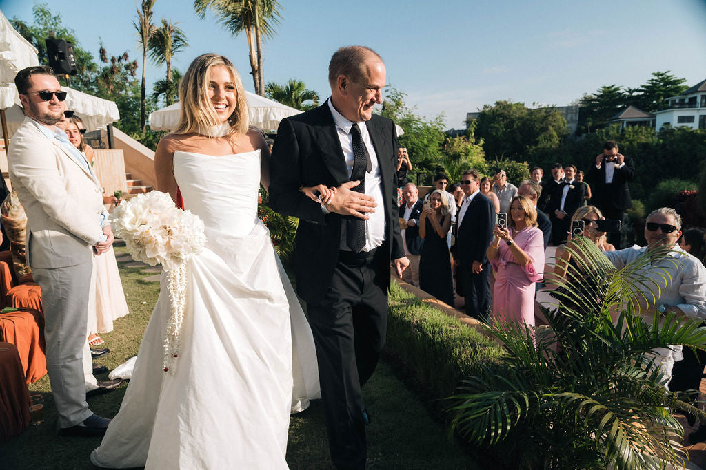 Varca Bridal, Saundra