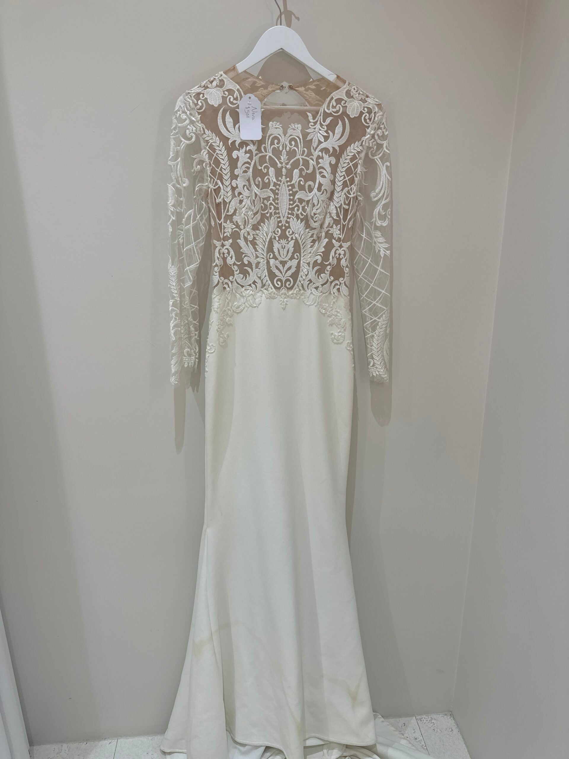 Nora | Nora Jeanelle L'Amour Bridal
