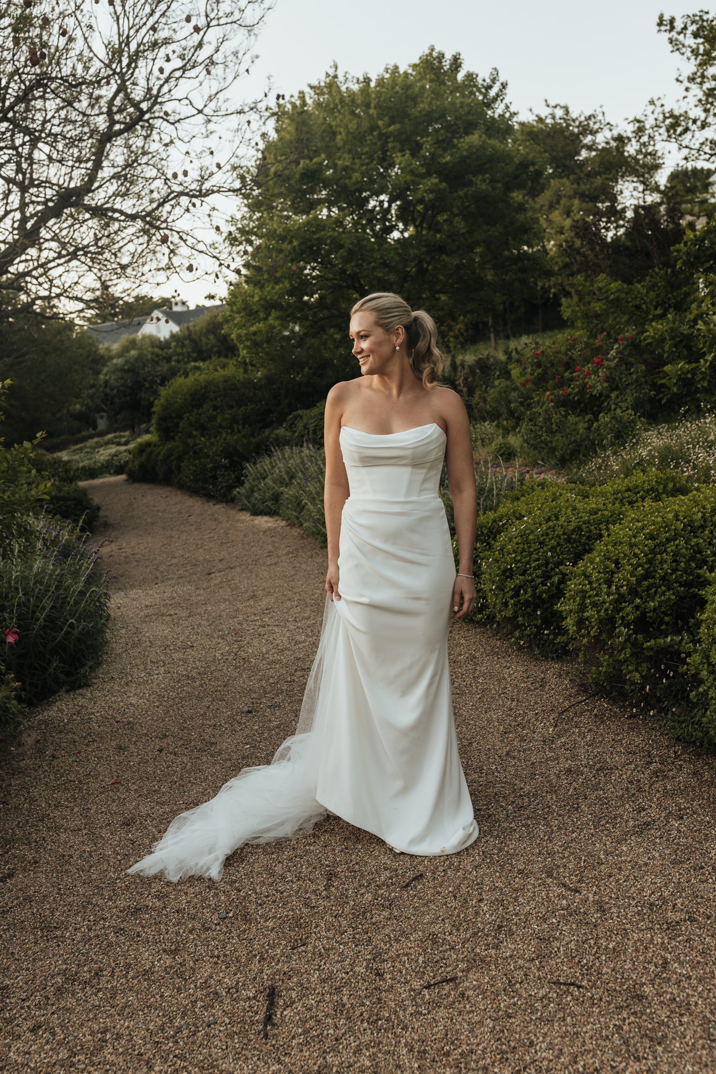 Chosen by Kyha - Duke Gown