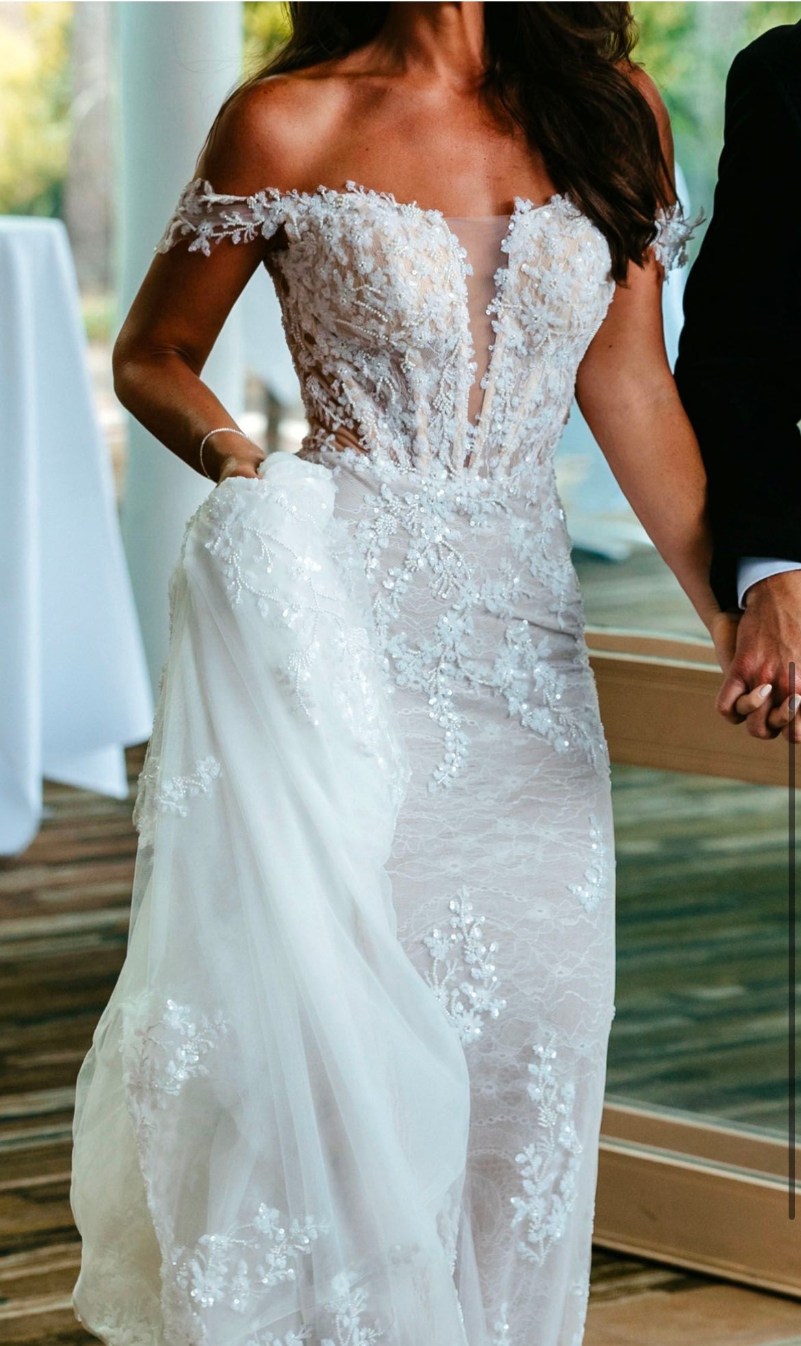 Stunning Off-the-Shoulder Lace Wedding Gown with Long Train Stunning Off-the-Shoulder Lace Wedding Gown with Long Train