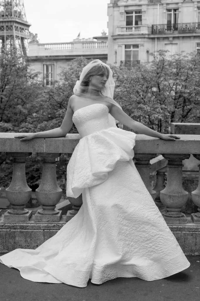 designer wedding dress second hand How to Verify a Second Hand Designer Wedding Dress: The 2026 Buyer's Guide