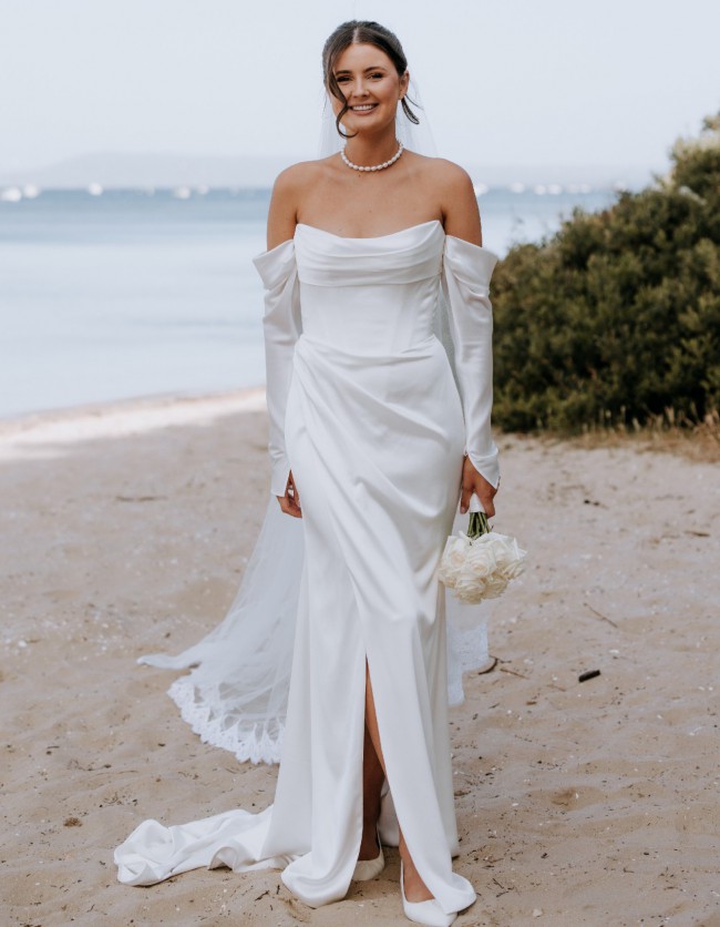 designer wedding dress second hand Second Hand Wedding Dresses & Designer Gowns